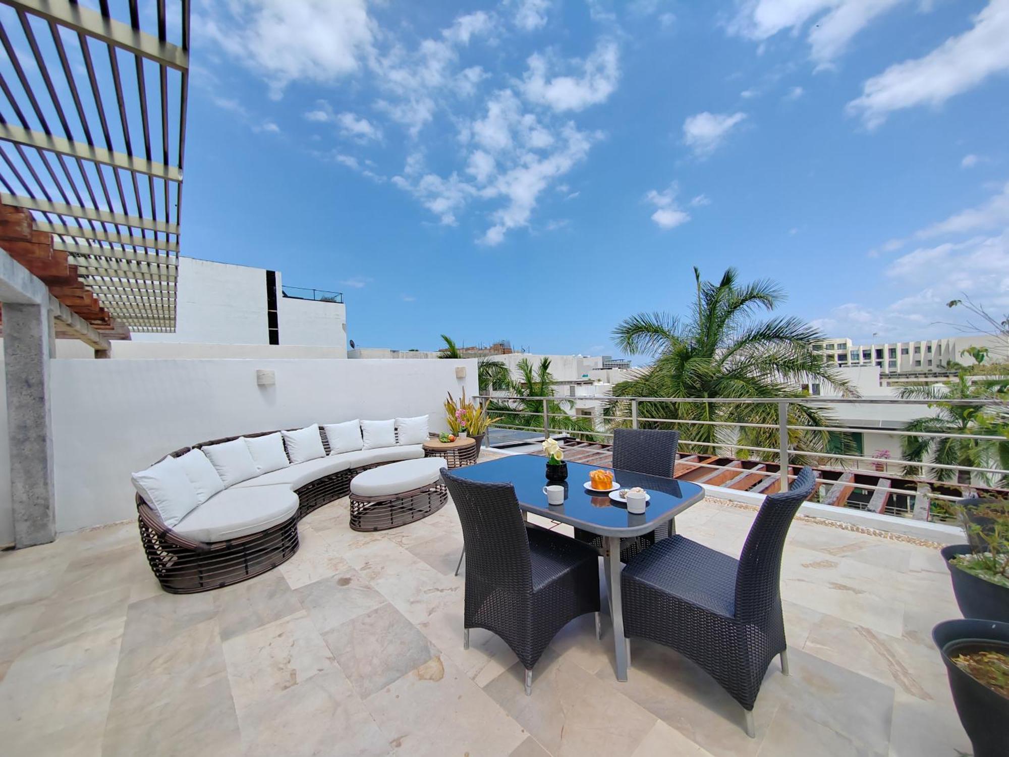Luxurious & Central Condo In Playa Steps From The Beach Playa del Carmen Dış mekan fotoğraf