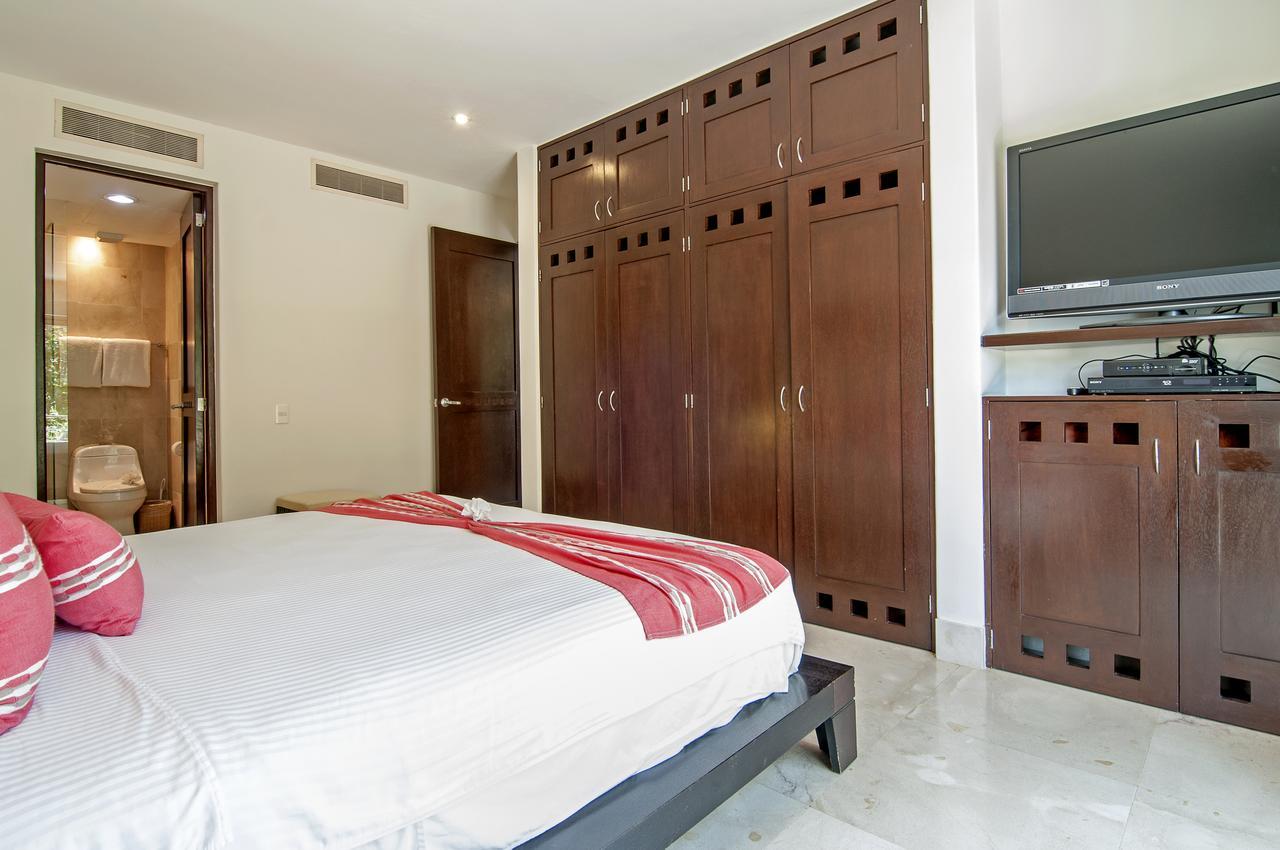 Luxurious & Central Condo In Playa Steps From The Beach Playa del Carmen Dış mekan fotoğraf