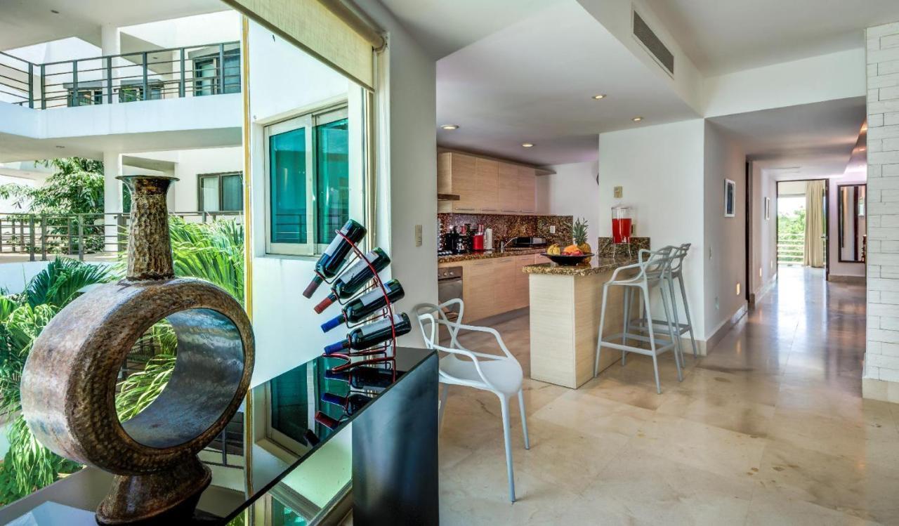 Luxurious & Central Condo In Playa Steps From The Beach Playa del Carmen Dış mekan fotoğraf