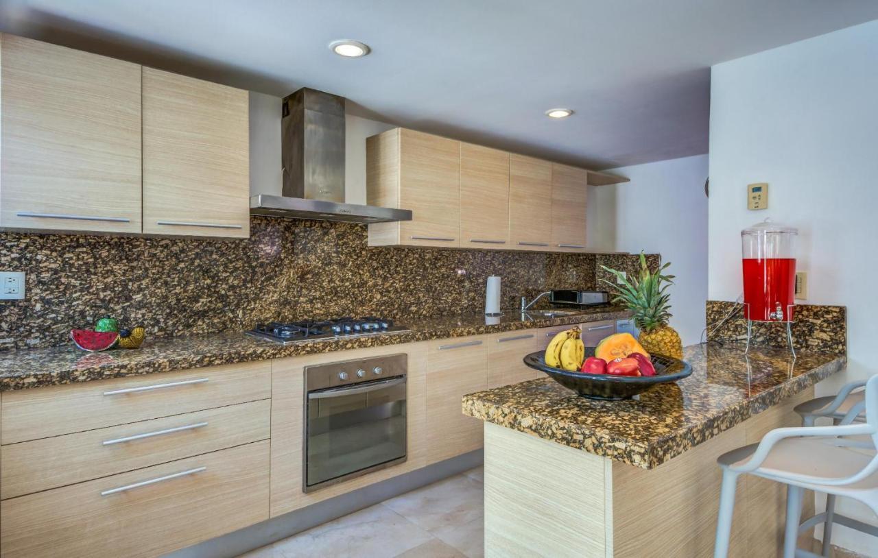 Luxurious & Central Condo In Playa Steps From The Beach Playa del Carmen Dış mekan fotoğraf