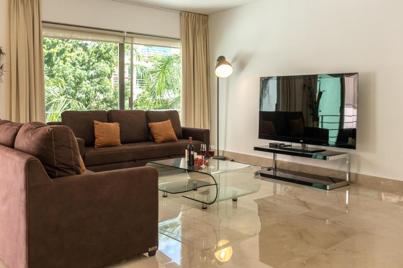 Luxurious & Central Condo In Playa Steps From The Beach Playa del Carmen Dış mekan fotoğraf
