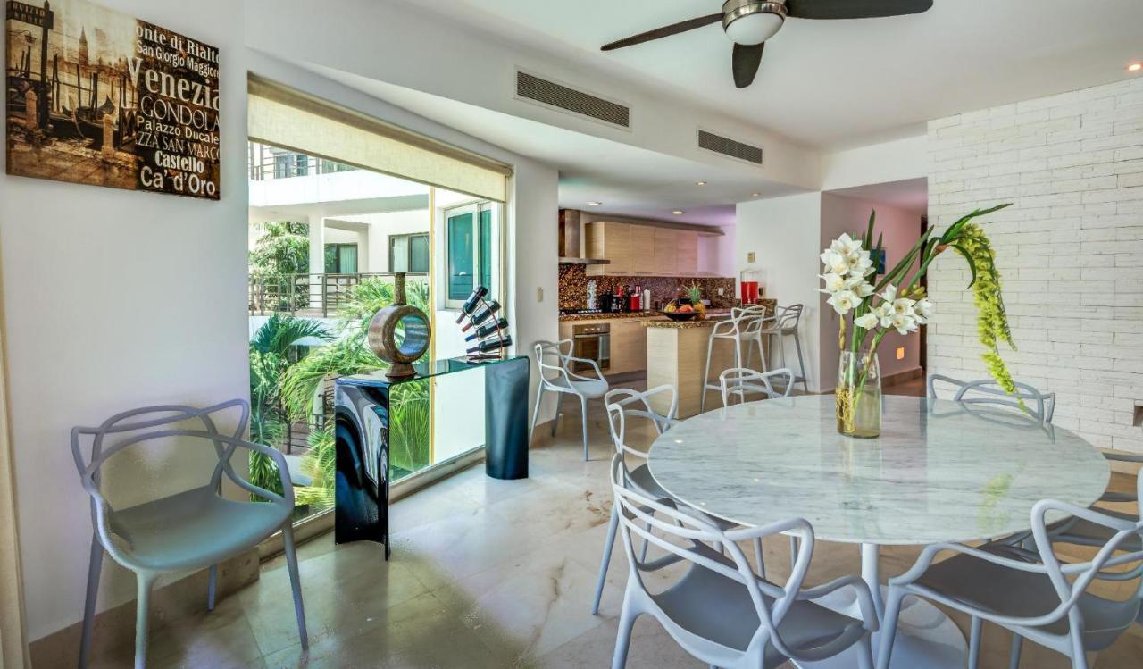 Luxurious & Central Condo In Playa Steps From The Beach Playa del Carmen Dış mekan fotoğraf